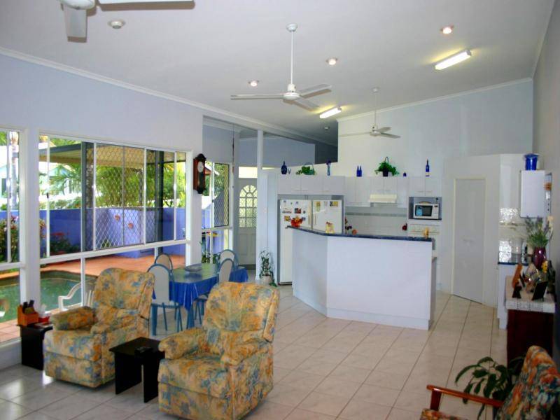 2 Marti Street, Bayview Heights QLD 4868