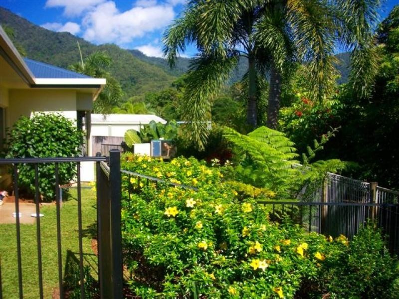 6 Swain Court, Edmonton QLD 4869