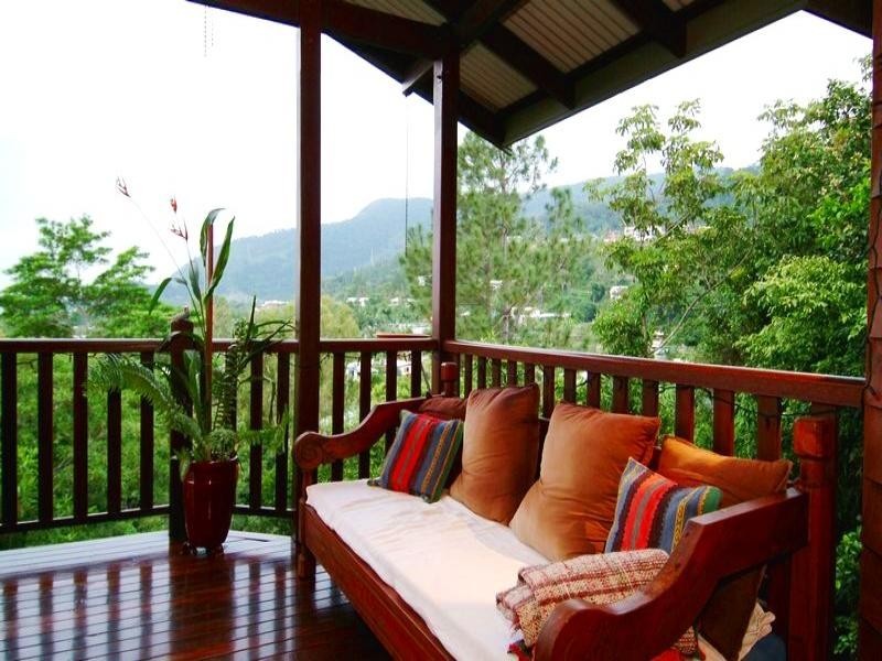 139 Sydney Street, Bayview Heights QLD 4868