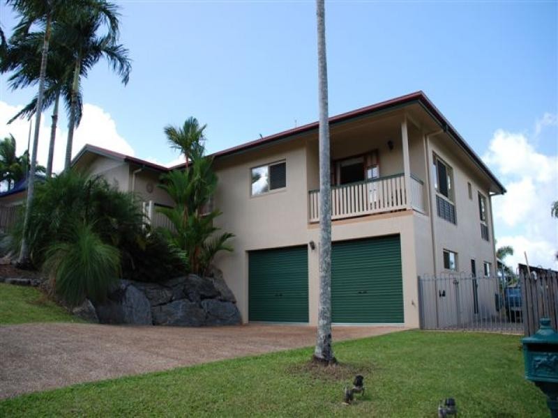 6 Guthrie Close, Bentley Park QLD 4869