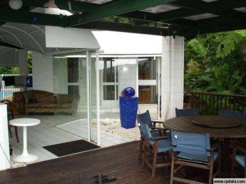 15 Panoramic Place, Whitfield QLD 4870