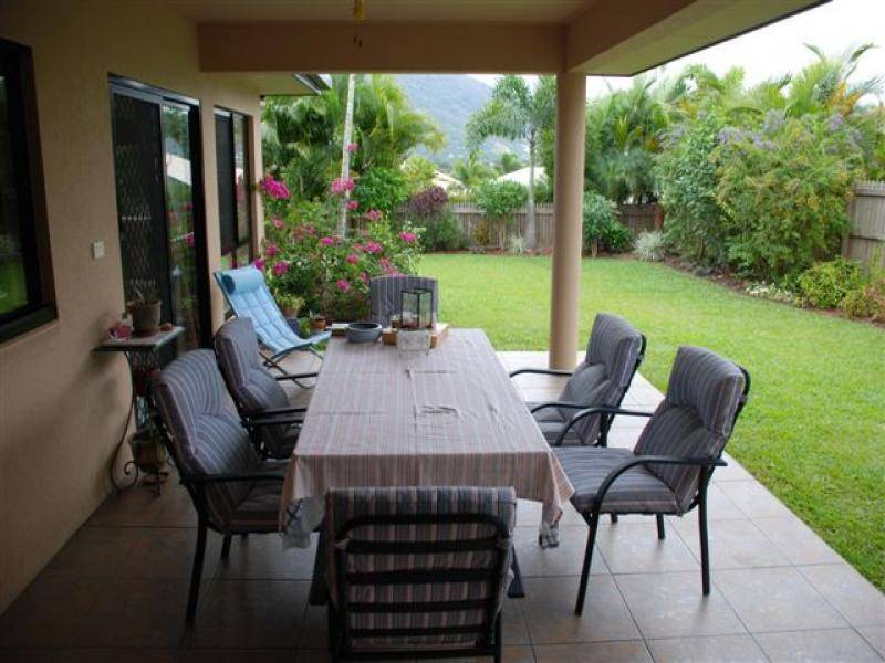 32 Findlay Street, Brinsmead QLD 4870