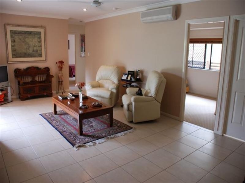 32 Findlay Street, Brinsmead QLD 4870