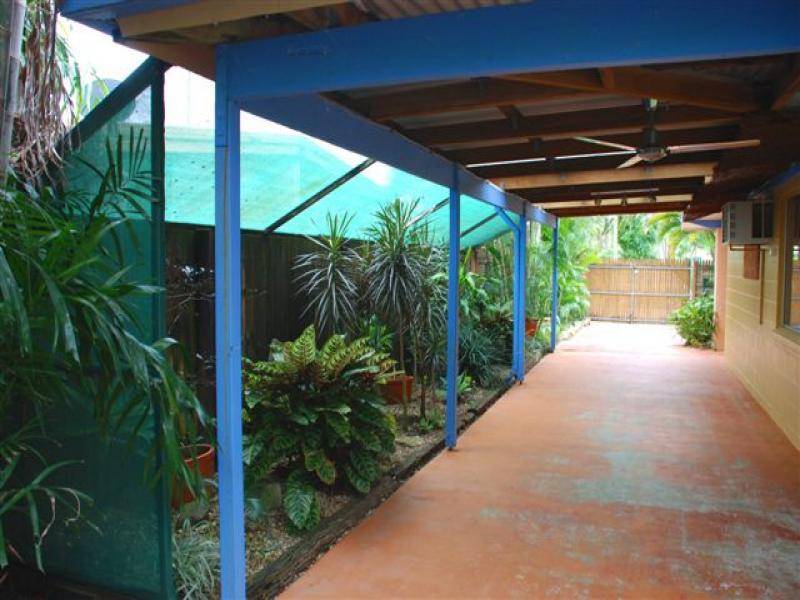 7 Mulligan Street, Manoora QLD 4870