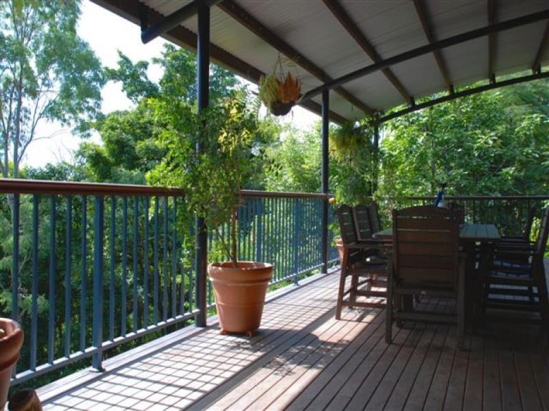 12 Fig Tree Drive, Caravonica QLD 4878