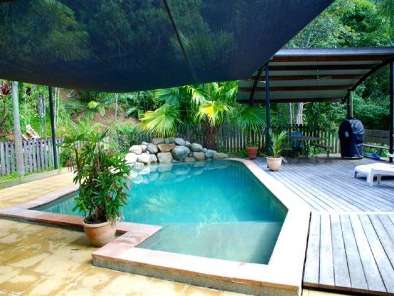 12 Fig Tree Drive, Caravonica QLD 4878