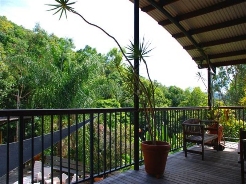 12 Fig Tree Drive, Caravonica QLD 4878