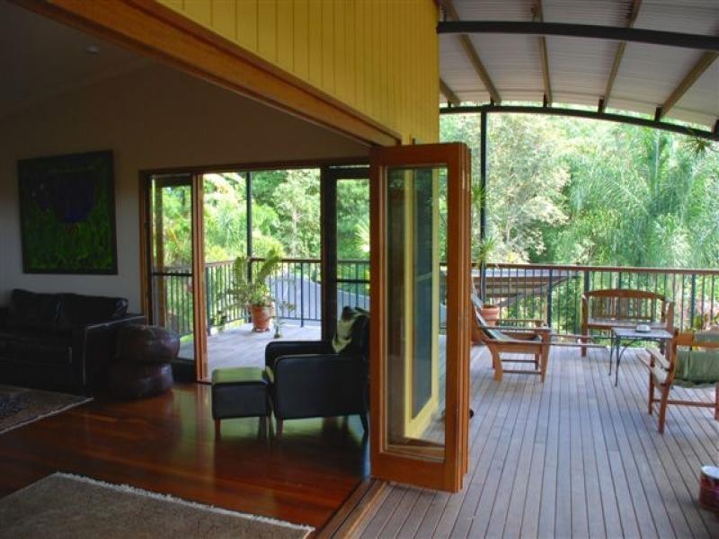 12 Fig Tree Drive, Caravonica QLD 4878