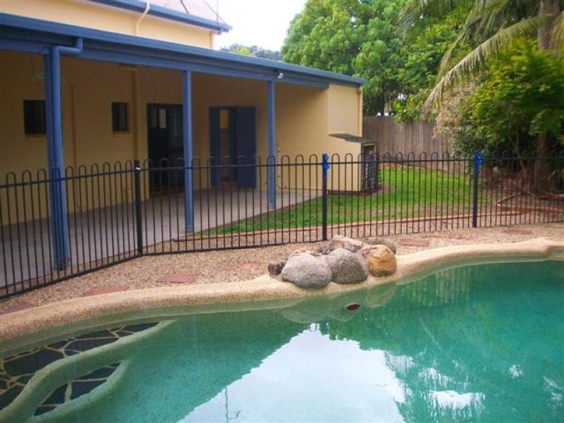 5 Gallo Close, Brinsmead QLD 4870