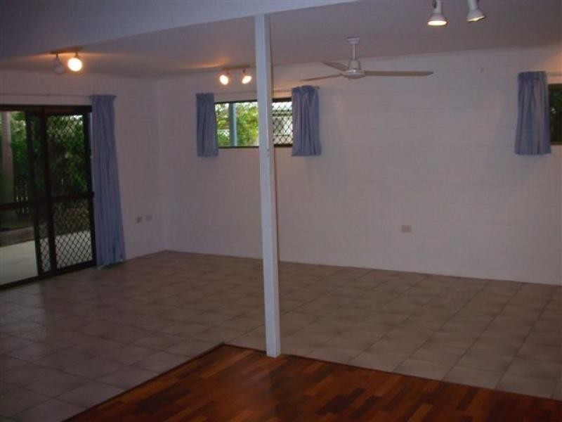 5 Gallo Close, Brinsmead QLD 4870