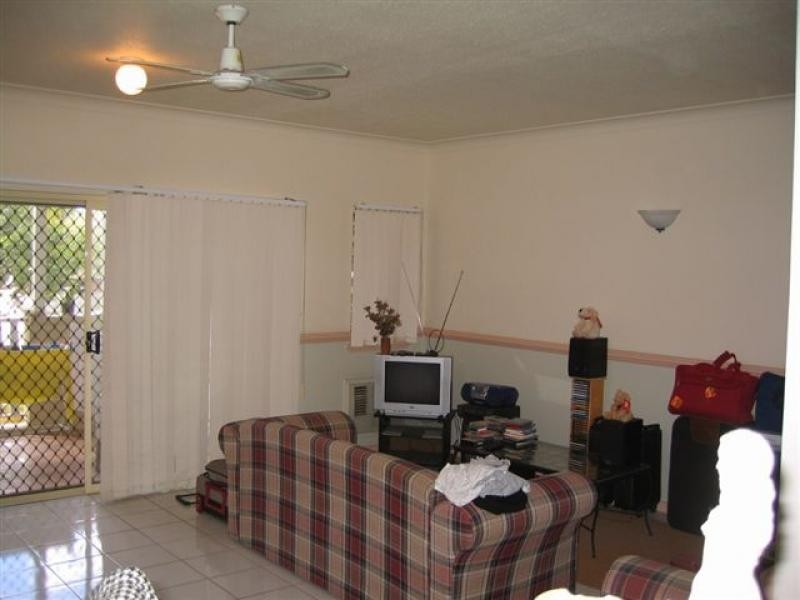 2/201 McLeod Street, Cairns North QLD 4870