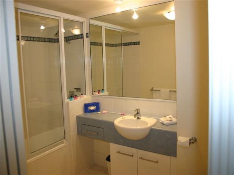 31/275 Esplanade, Cairns North QLD 4870