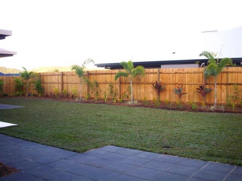 11 Norfolk Circuit, Redlynch QLD 4870