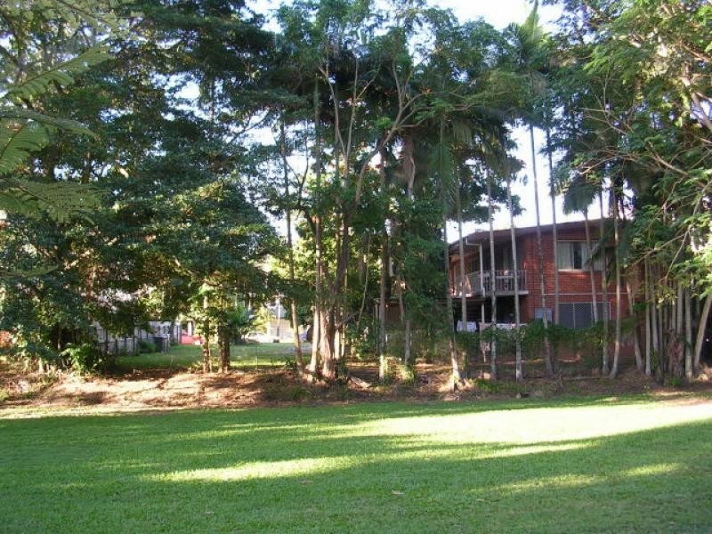 35 Digger Street, Cairns North QLD 4870