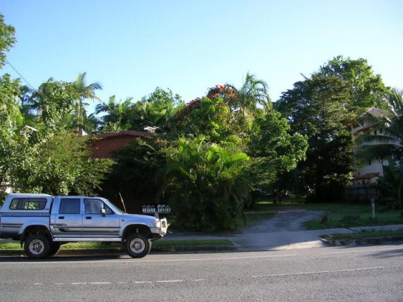 35 Digger Street, Cairns North QLD 4870