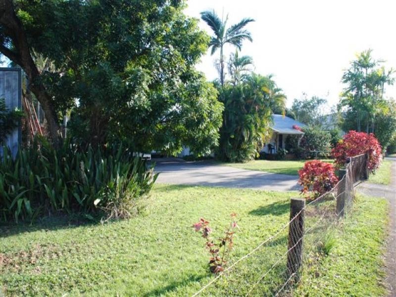 20 Old Smithfield Road, Freshwater QLD 4870