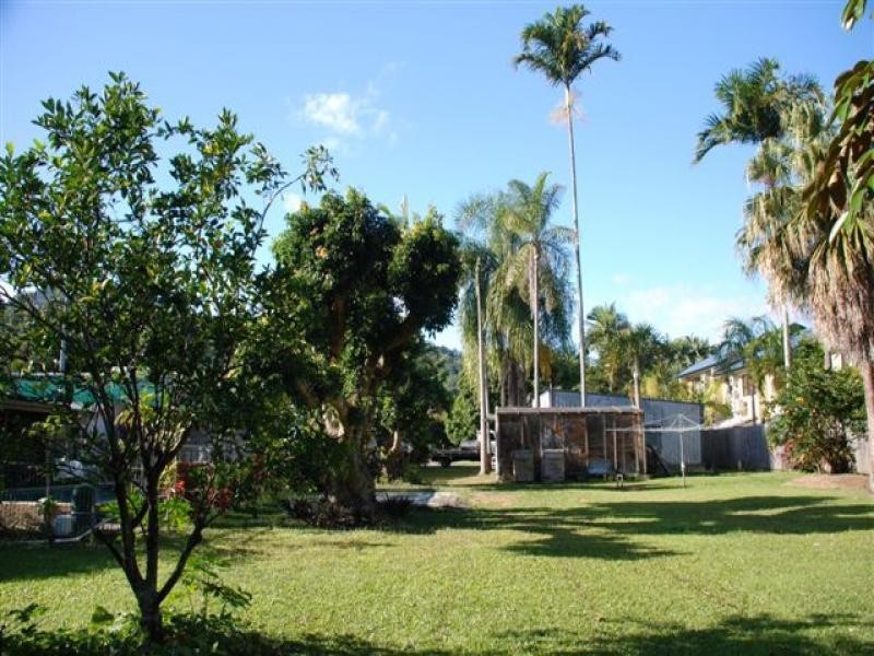 20 Old Smithfield Road, Freshwater QLD 4870