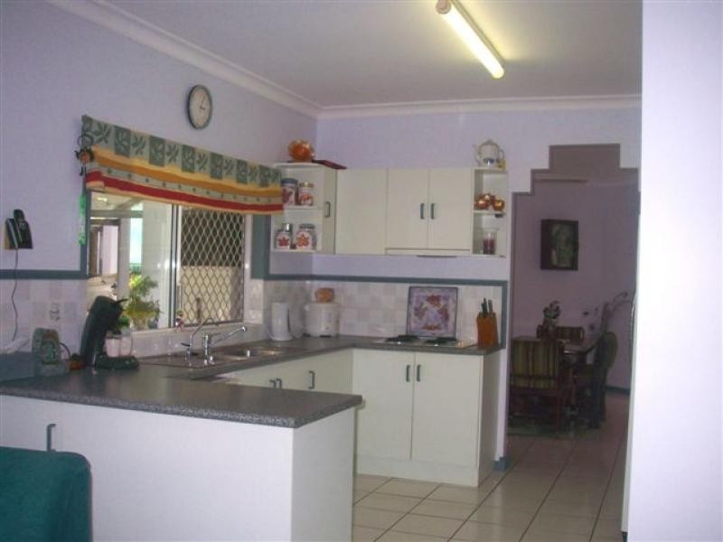 5 Emma Close, Mount Sheridan QLD 4868