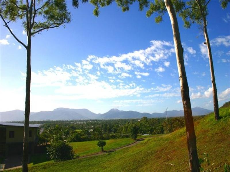 47 Flecker Street, Whitfield QLD 4870