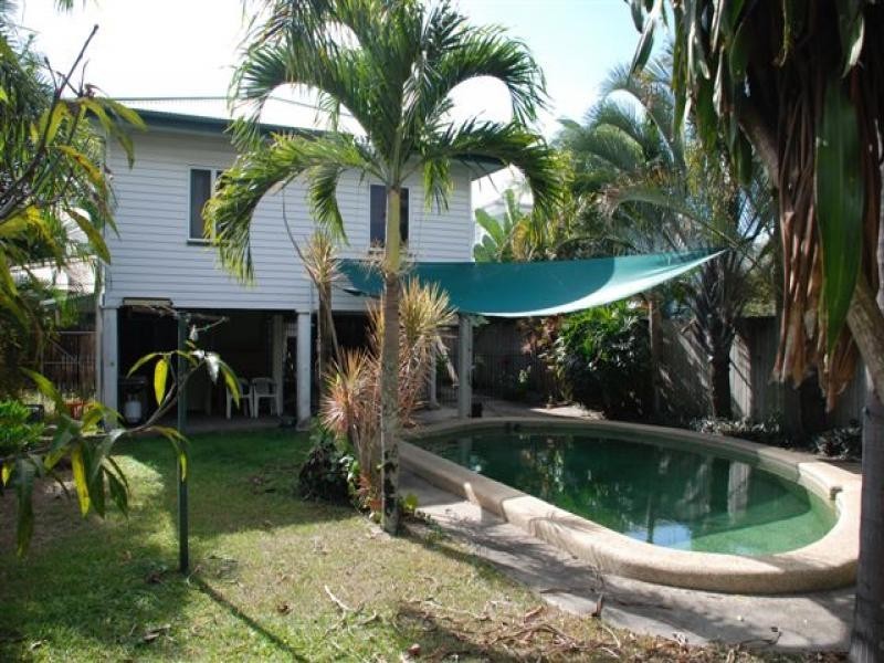 3 Allan Street, Bungalow QLD 4870