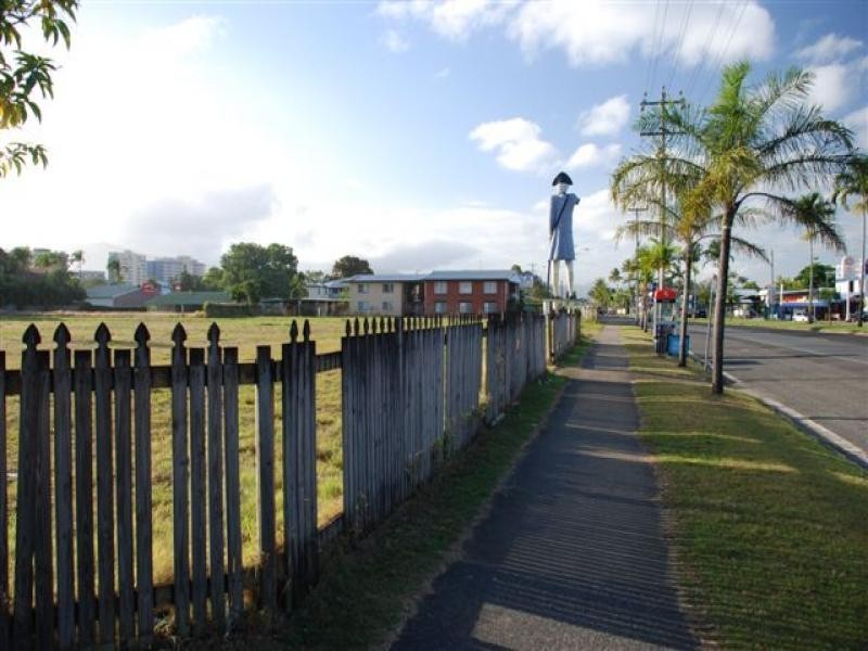 208 Sheridan Street, Cairns North QLD 4870