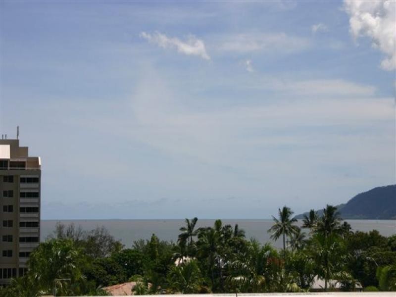 5/21 Digger Street, Cairns North QLD 4870