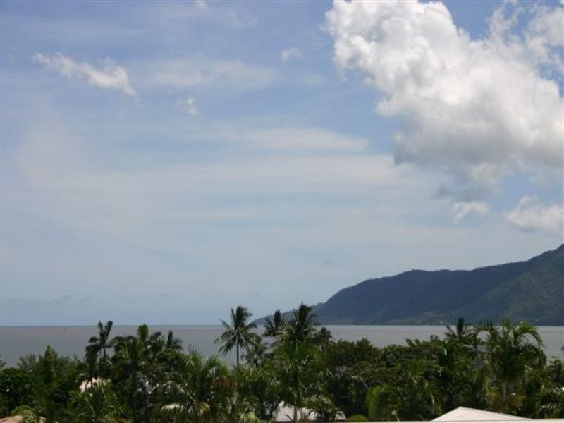 14/21 Digger Street, Cairns North QLD 4870