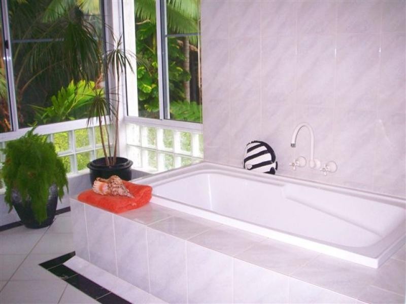 137 Arlington Esplanade, Clifton Beach QLD 4879