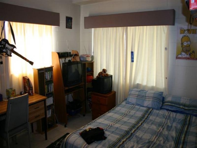 4 Deshon Street, Whitfield QLD 4870