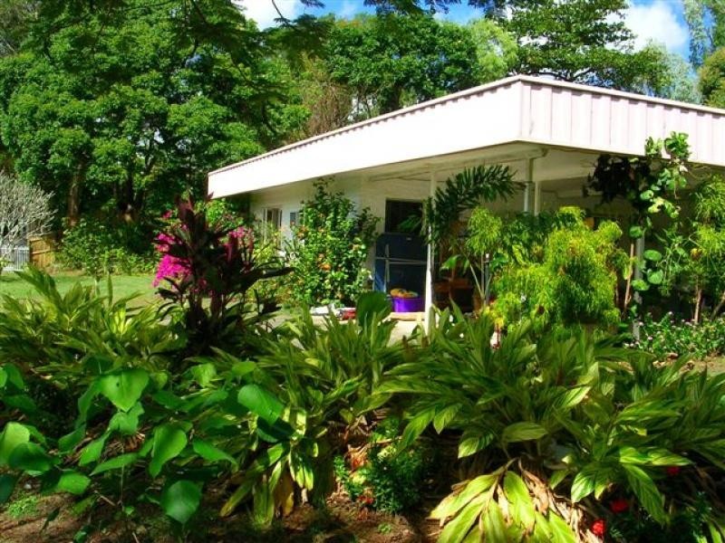 21 Oak Street, Holloways Beach QLD 4878