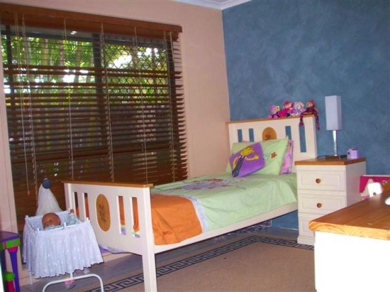 21 Oak Street, Holloways Beach QLD 4878