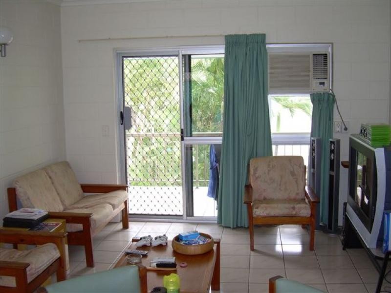 11/71 Moore Street, Trinity Beach QLD 4879