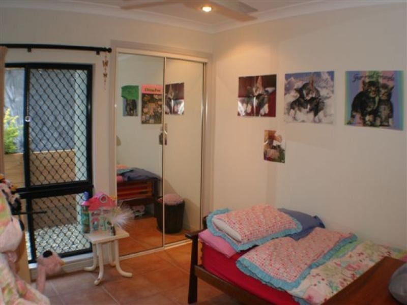 8-10 Brockhurst Close, Redlynch QLD 4870