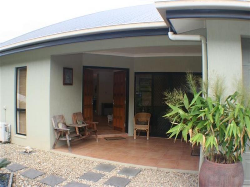 8-10 Brockhurst Close, Redlynch QLD 4870