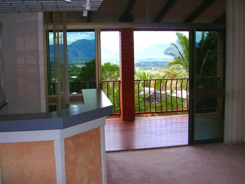 238 Toogood Road, Bayview Heights QLD 4868