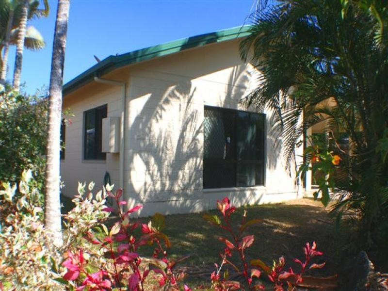 7 Sidlaw Street, Smithfield QLD 4878