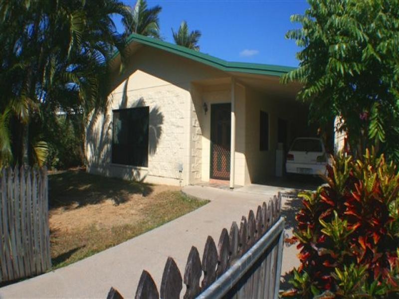 7 Sidlaw Street, Smithfield QLD 4878