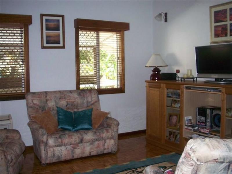 5 Miles Street, Manoora QLD 4870