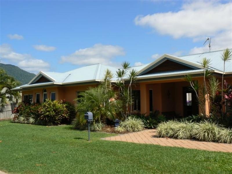 32 Chapel Close, Brinsmead QLD 4870