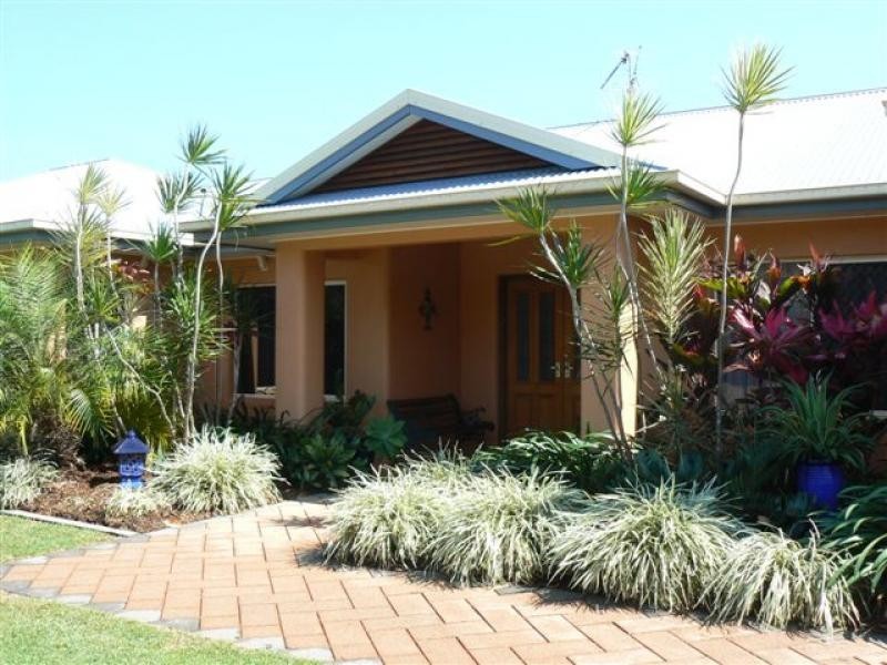 32 Chapel Close, Brinsmead QLD 4870