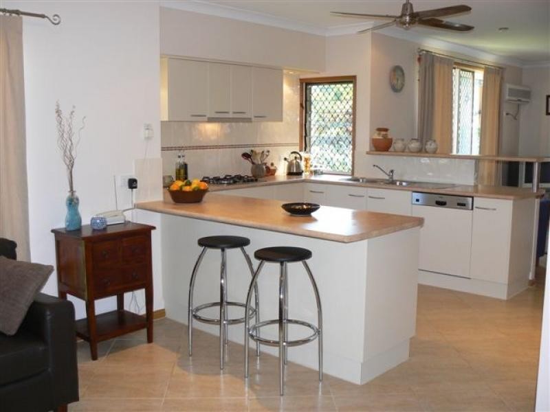 32 Chapel Close, Brinsmead QLD 4870