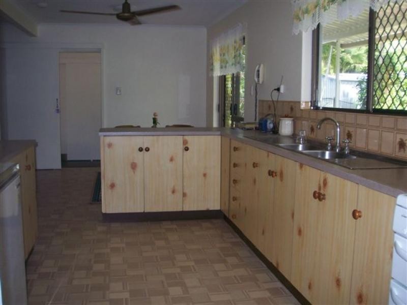 9 Trojan Close, Edmonton QLD 4869