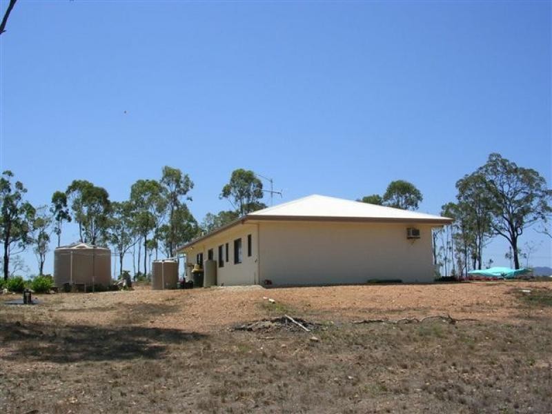 132 Emerald Heights, Mareeba QLD 4880