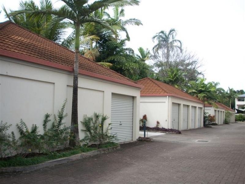 37/327 Lake Street, Cairns North QLD 4870