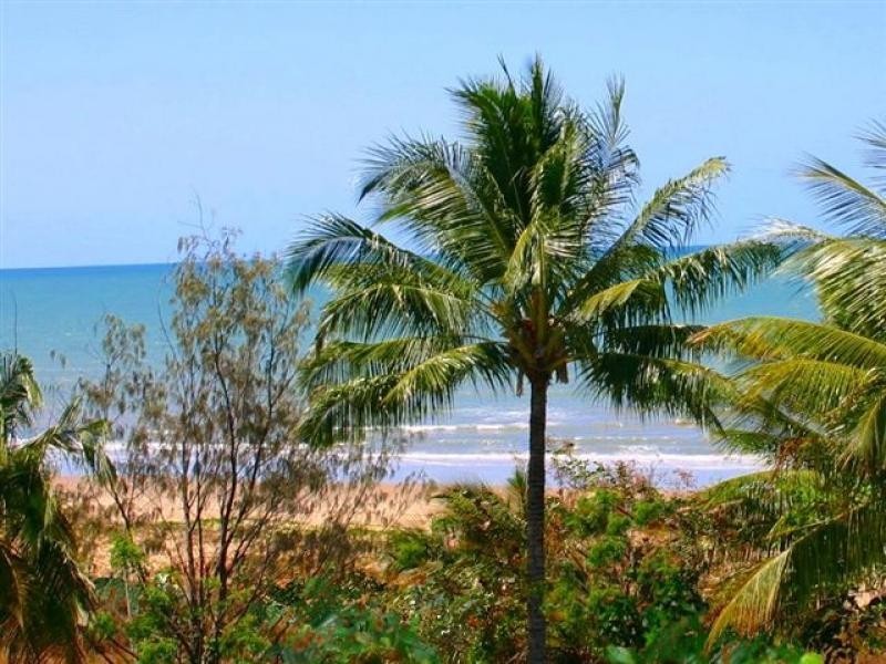 6/31 Sims Esplanade, Yorkeys Knob QLD 4878