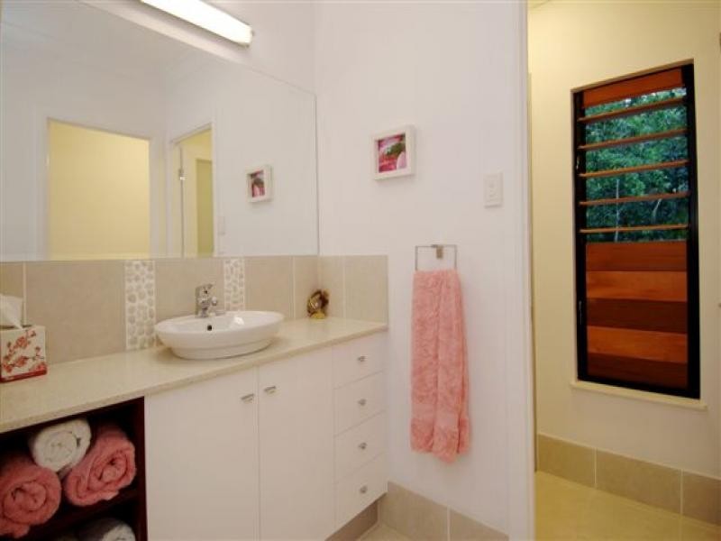 23 Batt Street, Clifton Beach QLD 4879