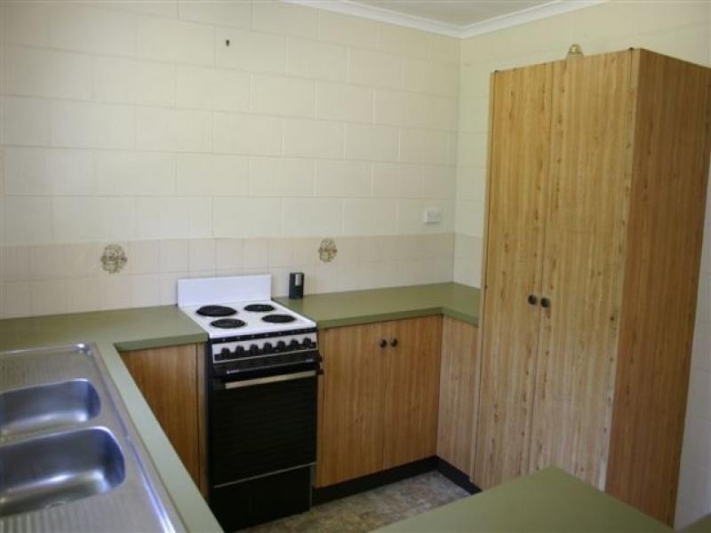 26 Stirling Street, Whitfield QLD 4870