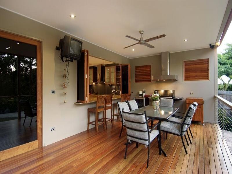 7 Brady Close, Brinsmead QLD 4870