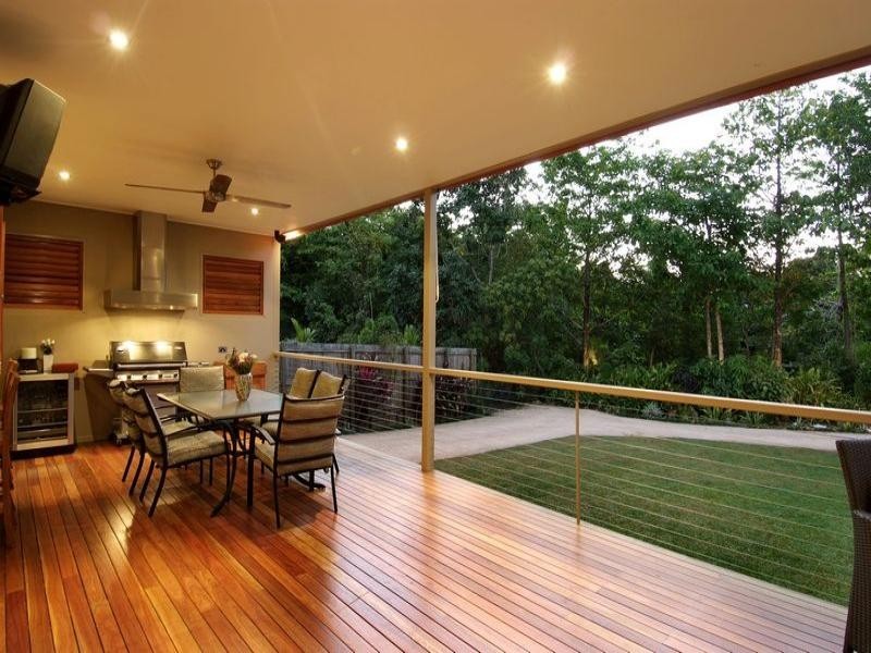 7 Brady Close, Brinsmead QLD 4870