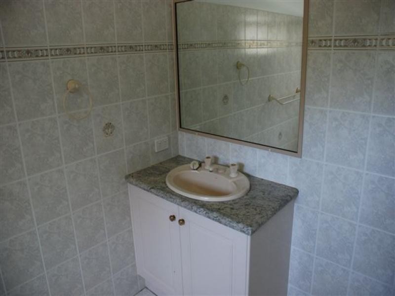 126 Harvey Road, Redlynch QLD 4870